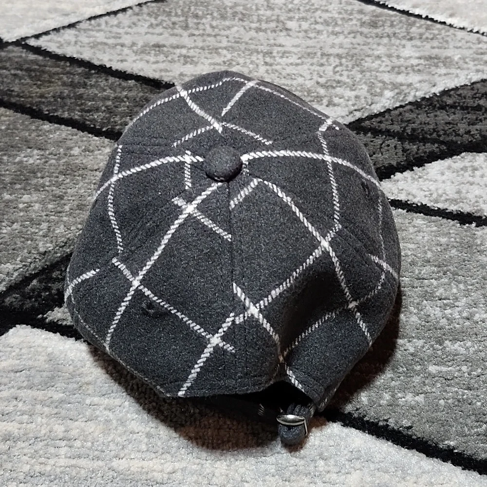 A NEW DAY FLANNEL GRAY & WHITE PLAID BASEBALL CAP HAT